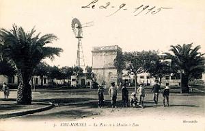 80- Sidi Moussa - La place et le moulin a eau